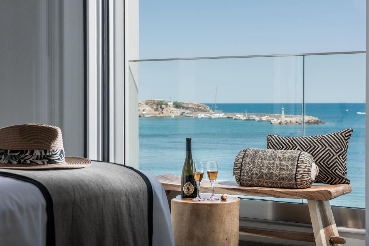 Khroma Luxury Suite 1 Beach Front Apartment Hersonissos  Exterior photo