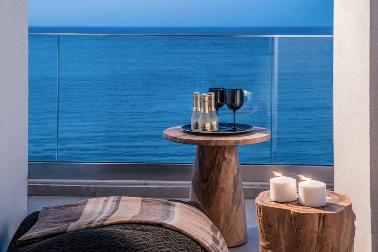 Khroma Luxury Suite 1 Beach Front Apartment Hersonissos  Exterior photo